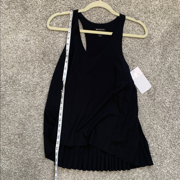 New with Tags Athleta Swing Forward Pleated Black Tank Top Size Small - Picture 7 of 9